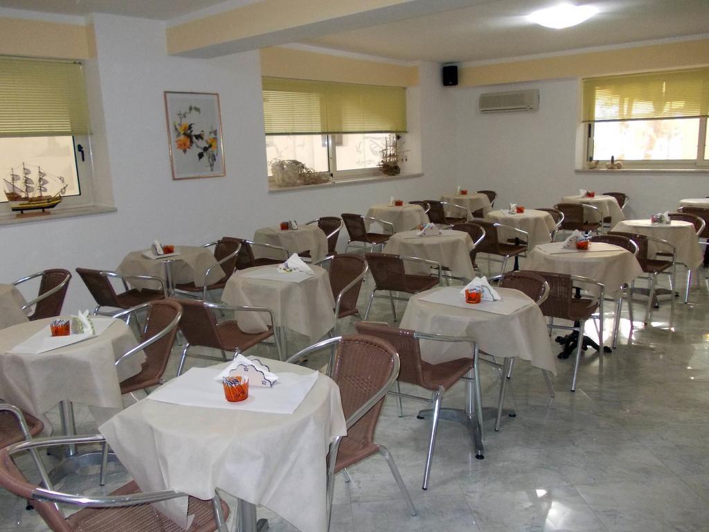 Hotel Solaria Rodi Garganico Εξωτερικό φωτογραφία