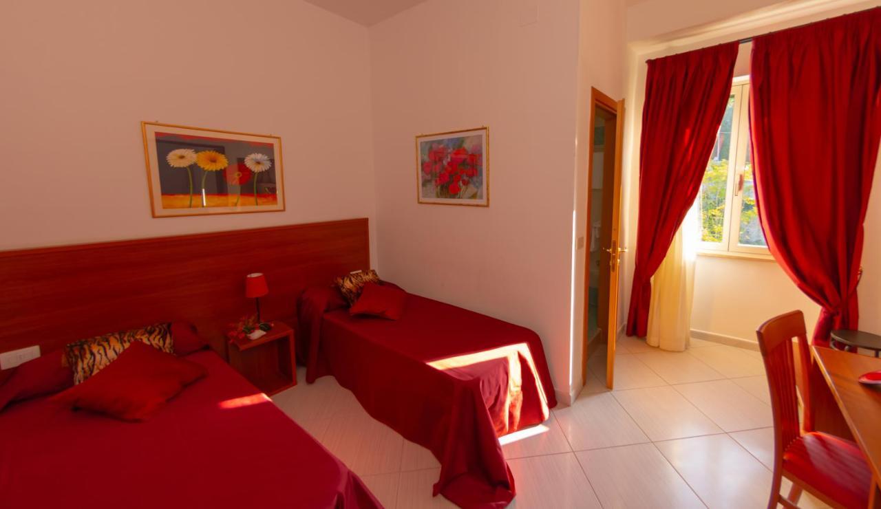 Hotel Solaria Rodi Garganico Εξωτερικό φωτογραφία